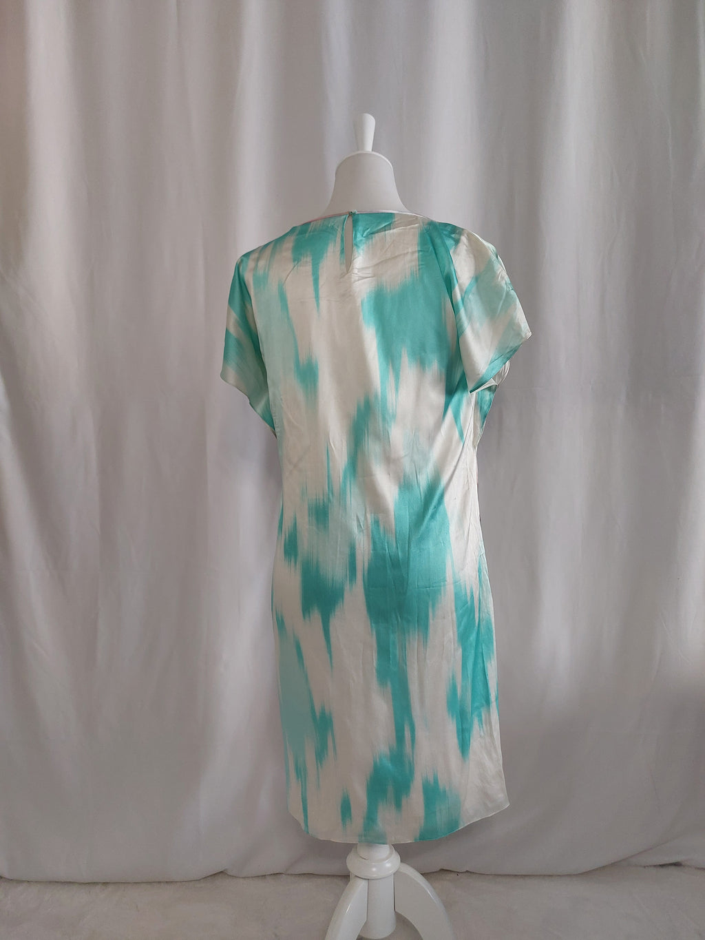 Elie T. Farbenfrohes Sommerkleid