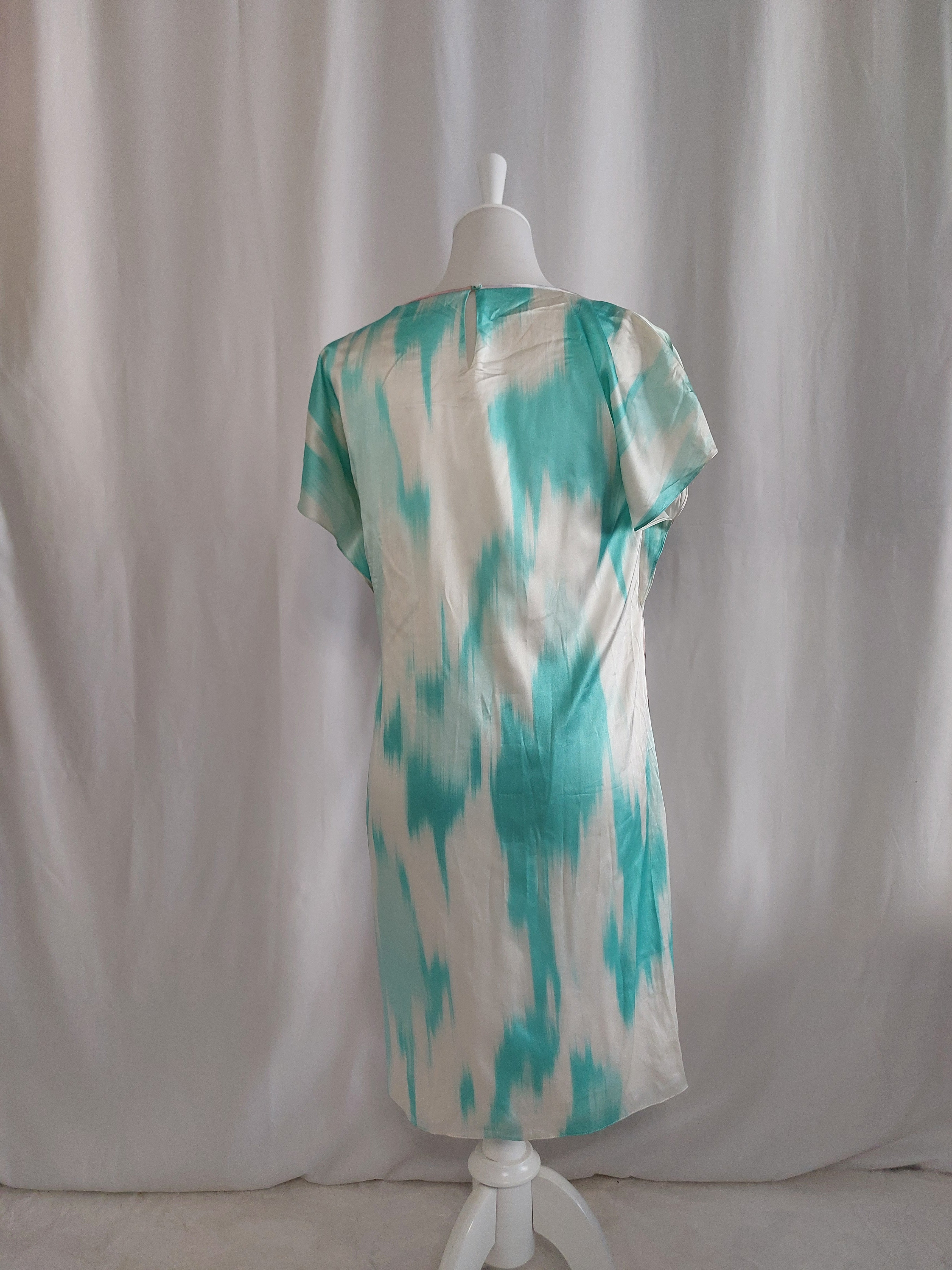 Elie T. Farbenfrohes Sommerkleid