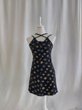 Schwarzes Sommerkleid mit Kreuzträgern