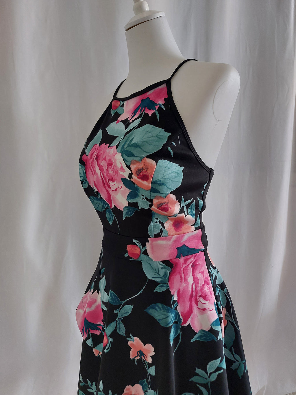 Geblümtes Sommerkleid