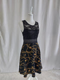 Elegantes Kleid mit Spitzenoberteil