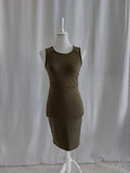 Khakifarbenes Businesskleid mit Spitzenrücken