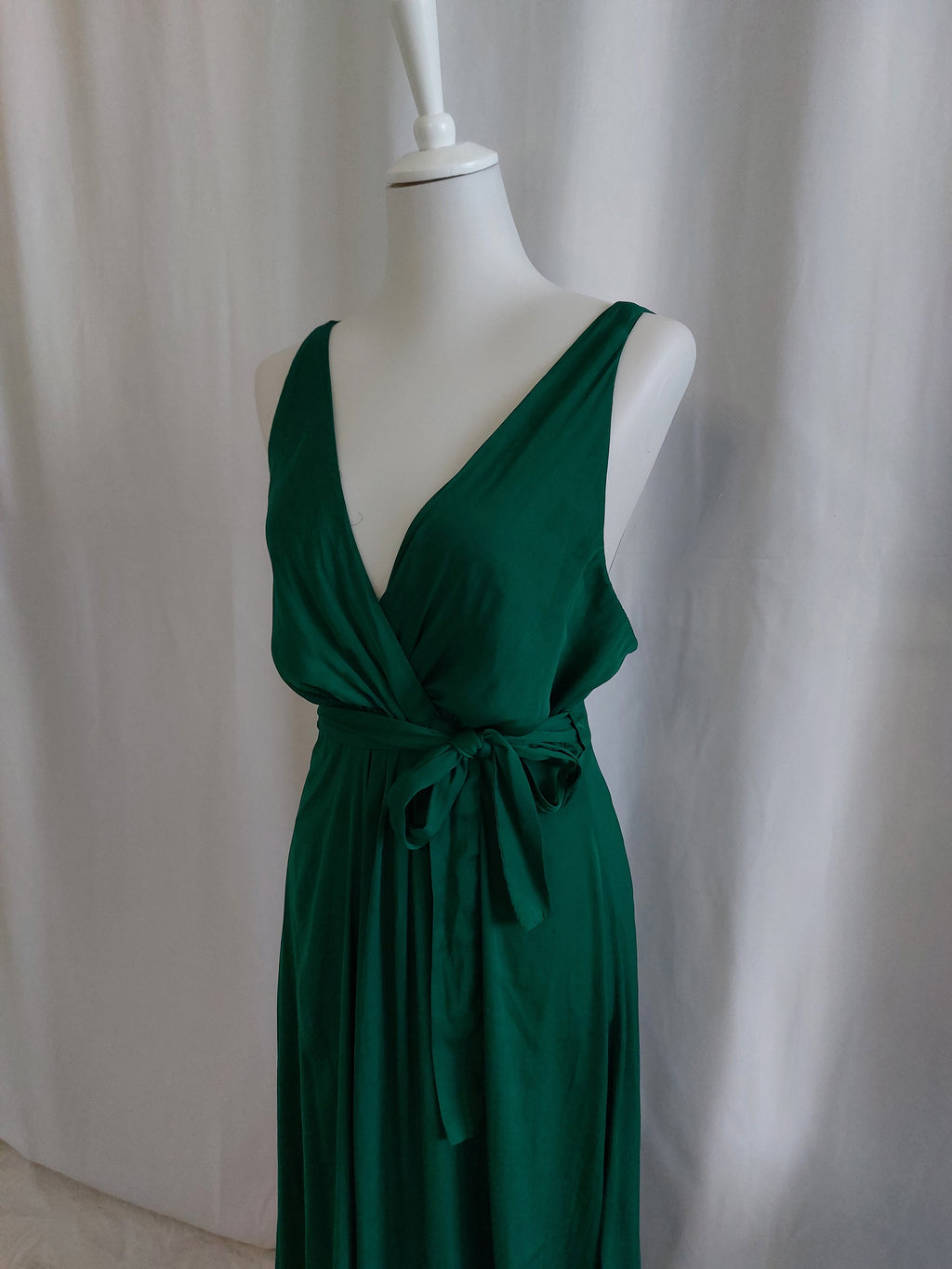 Smaragdgrünes Maxikleid