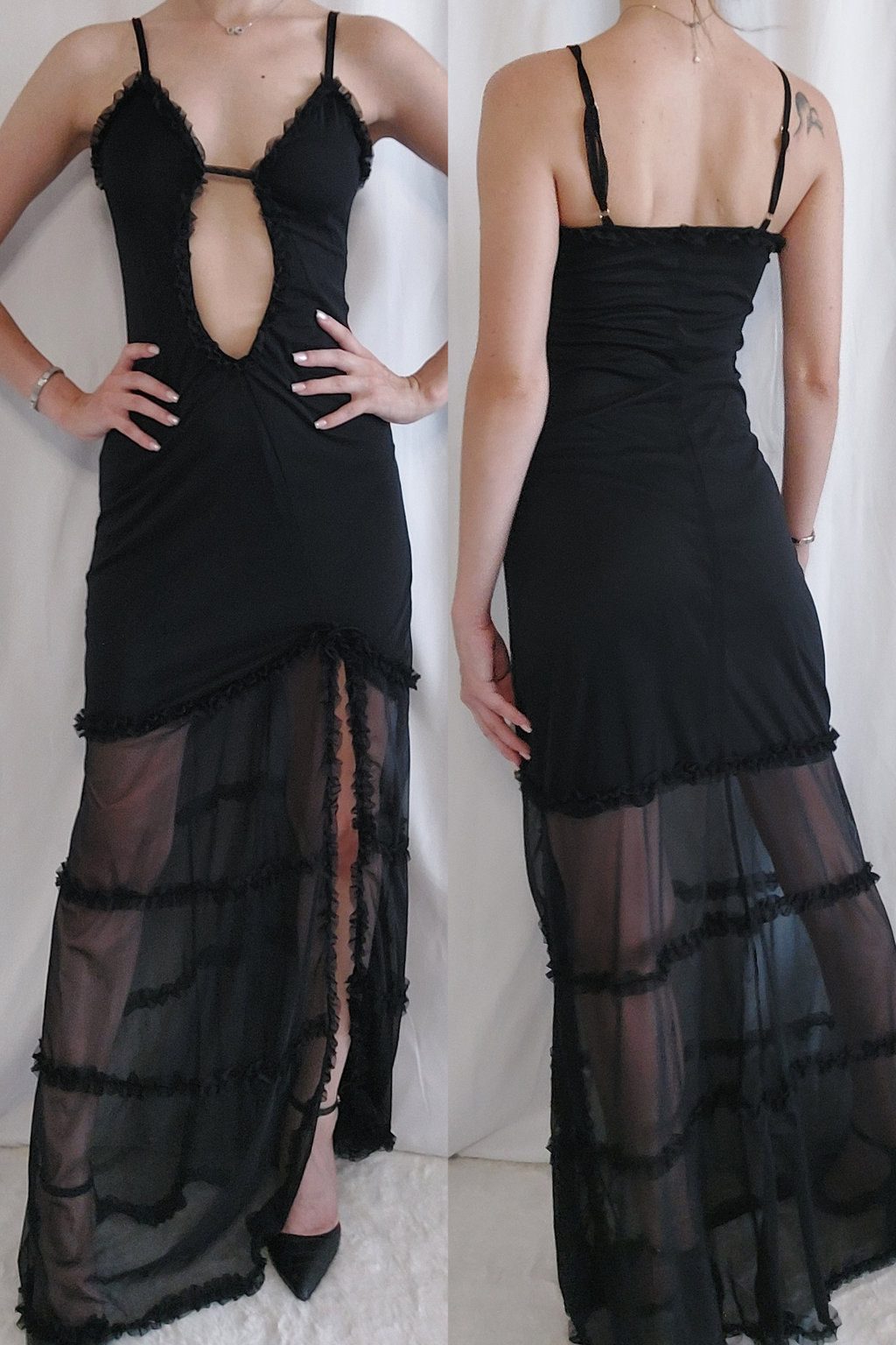 Auffälliges schwarzes Kleid