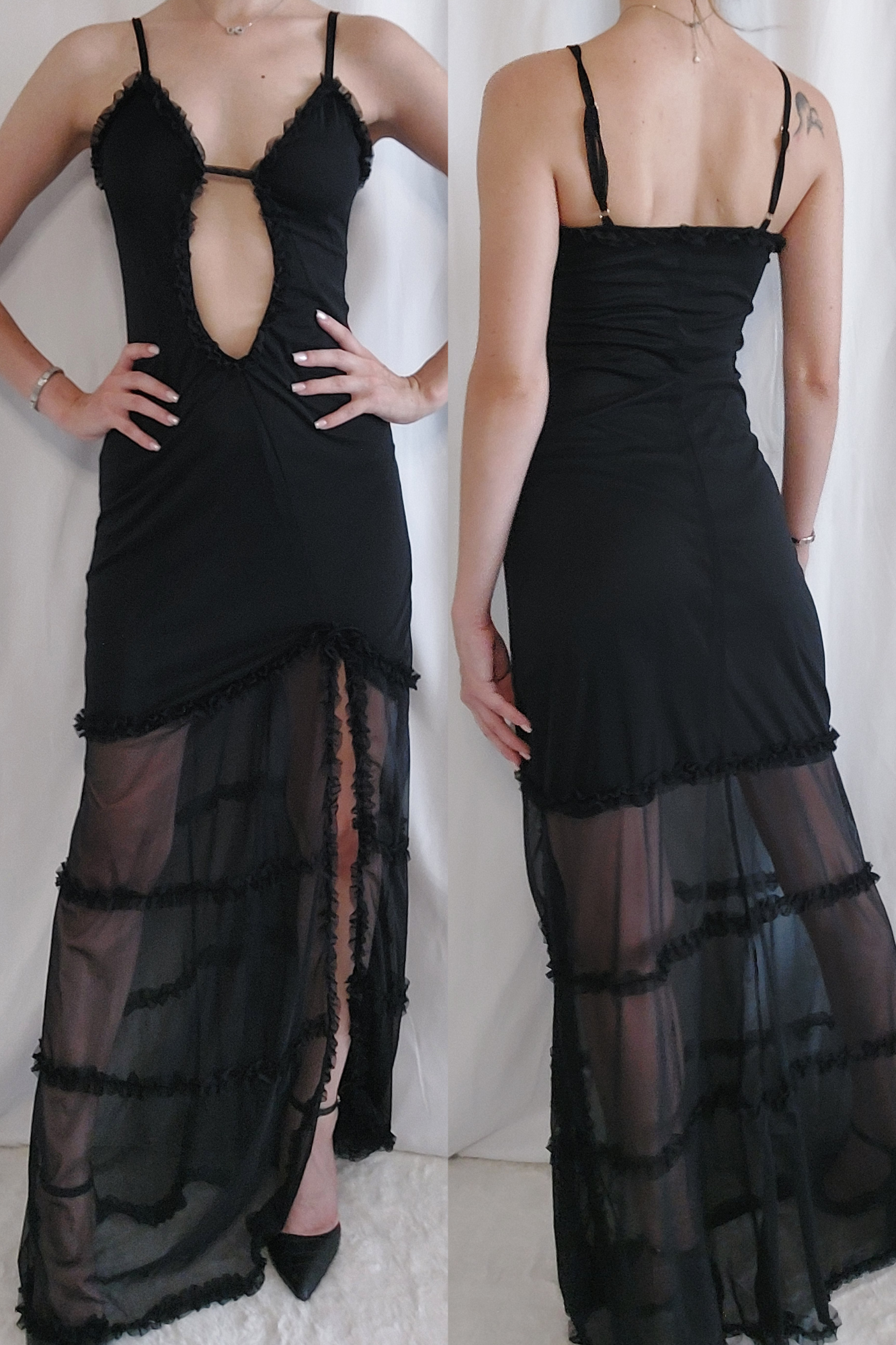 Auffälliges schwarzes Kleid